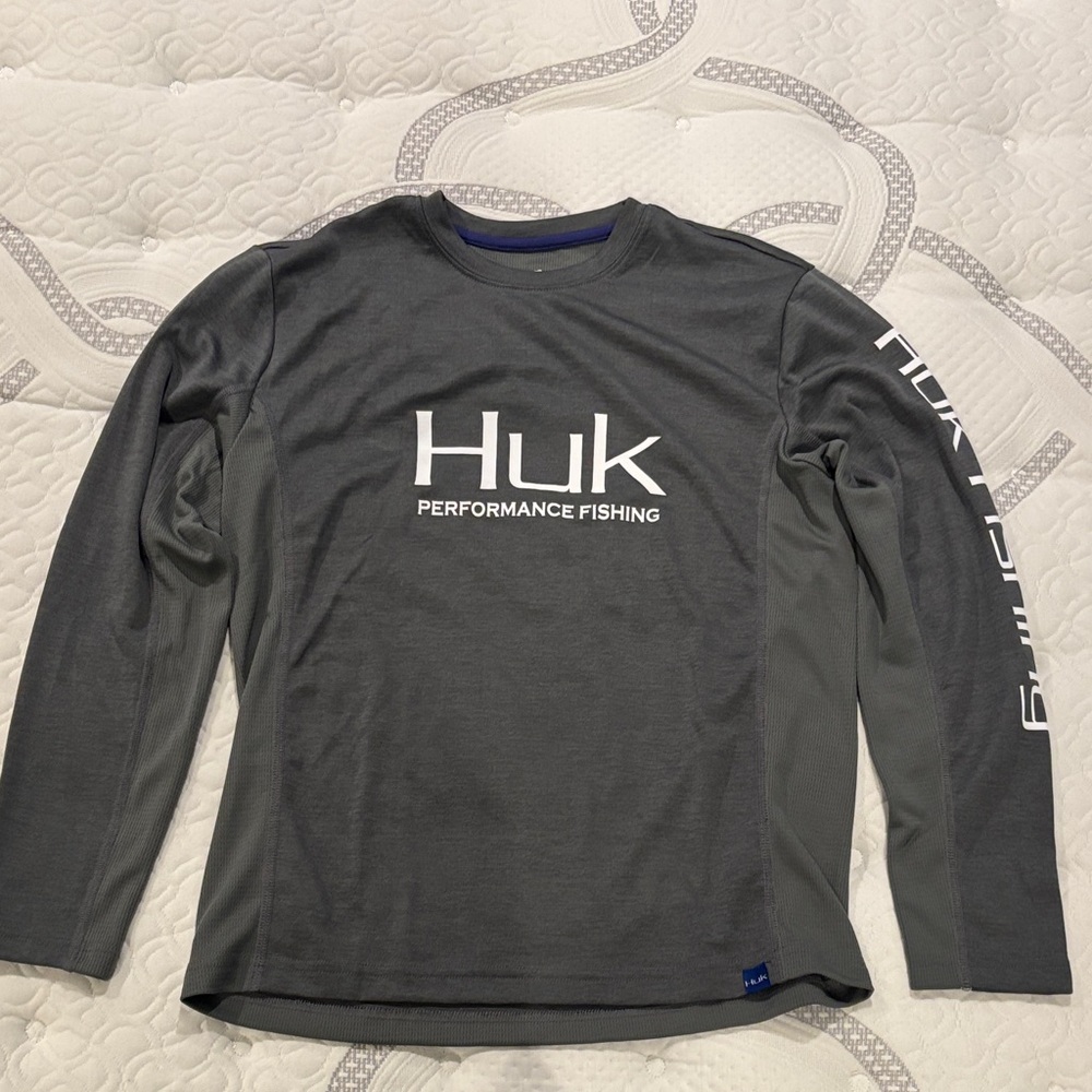Huk Men's Dark Gray Long Sleeve Shirt